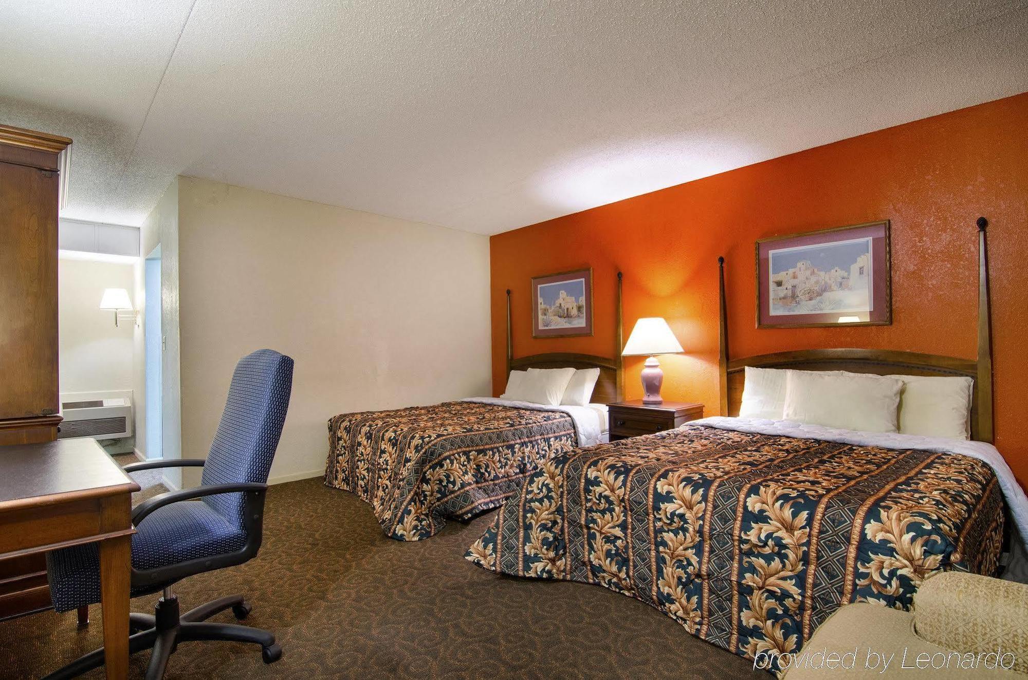 America'S Best Inn And Suites Emporia Ngoại thất bức ảnh