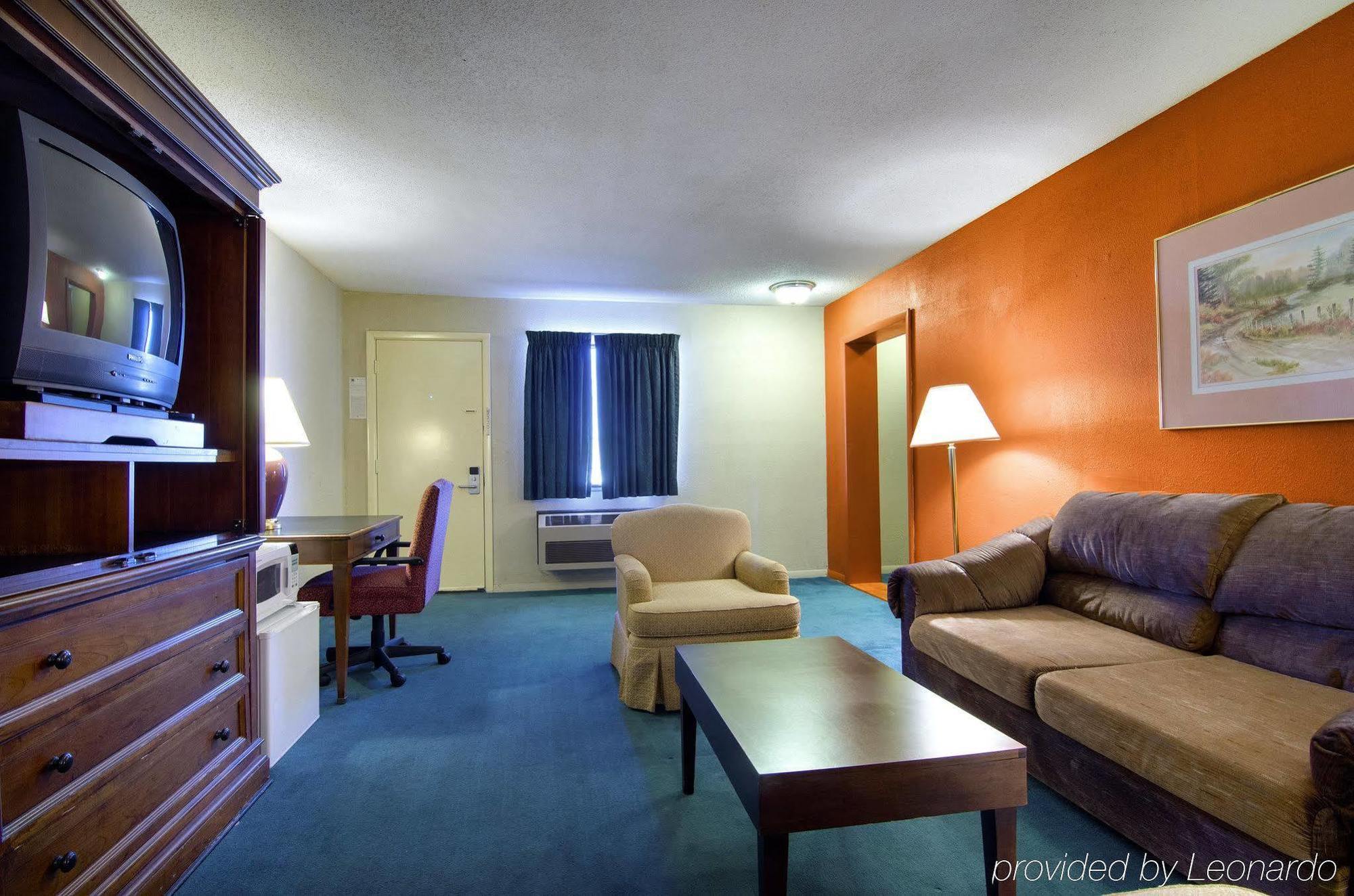 America'S Best Inn And Suites Emporia Ngoại thất bức ảnh