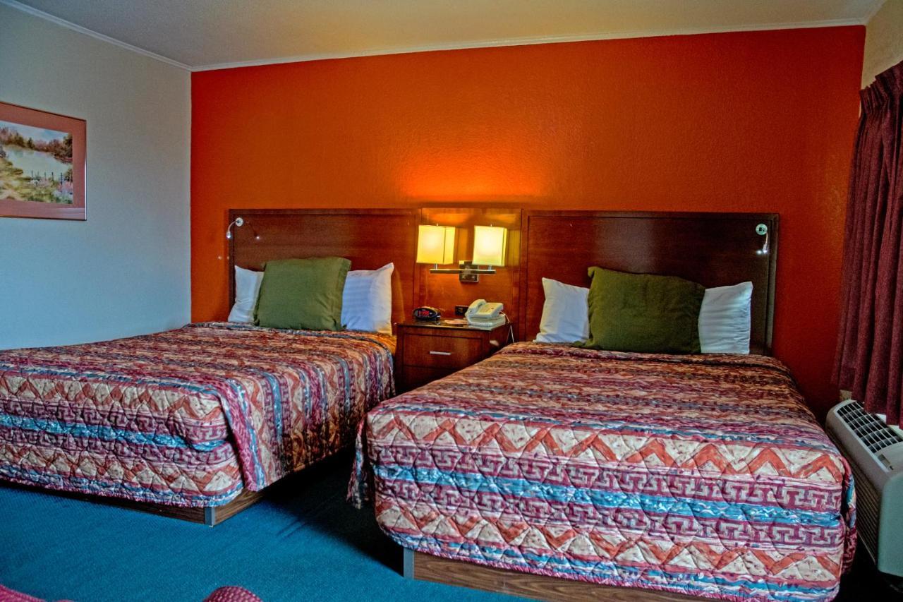 America'S Best Inn And Suites Emporia Ngoại thất bức ảnh